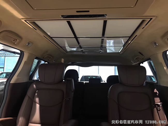 2017款丰田塞纳3.5L四驱版MPV 豪华升级版现车59万乐享