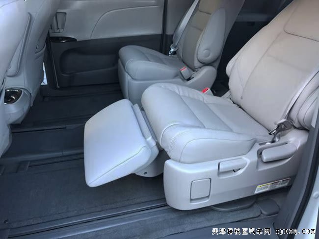 17款丰田塞纳3.5L两驱版XLE 天窗/真皮/18轮现车49.3万
