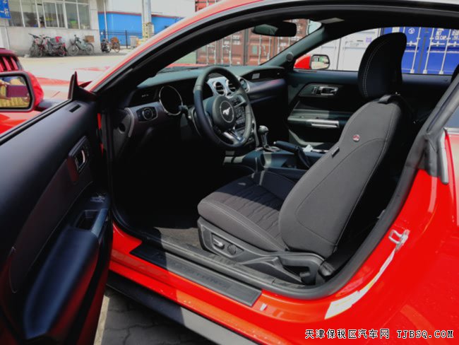 2017款福特野马2.3T美式肌肉跑车 平行进口车优购