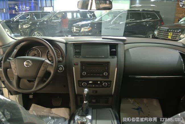 2017款日产尼桑途乐4.0L中东版 七座SUV惠满津港