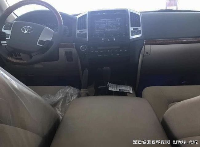 平行进口丰田兰德酷路泽4.0L中东版 2017款优惠酬宾