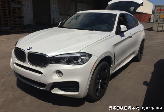 17款宝马X6M加规版 豪华增强包/M运动包/20轮现车87万起