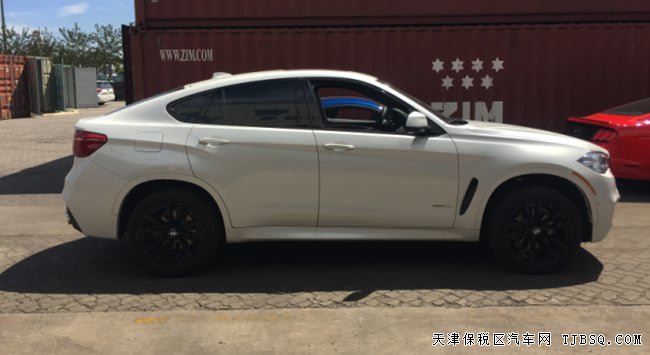 17款宝马X6M加规版 豪华增强包/M运动包/20轮现车87万起