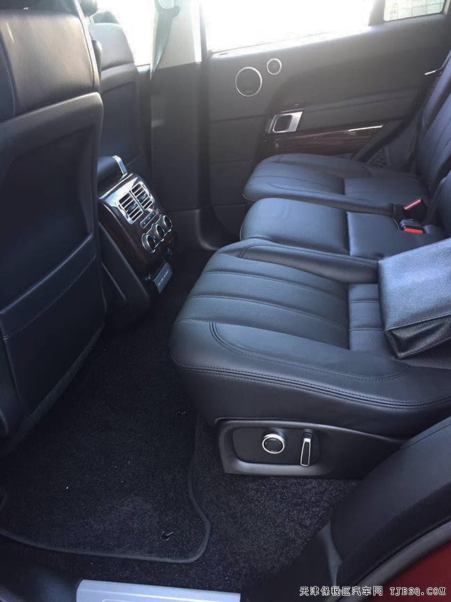 2017款路虎揽胜3.0T行政美规版 驾辅包/视觉包现车154万