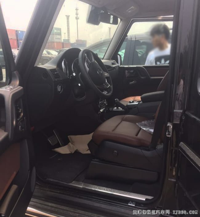 2017款奔驰G350欧规版柴油 18轮/天窗/三差速锁现车130万