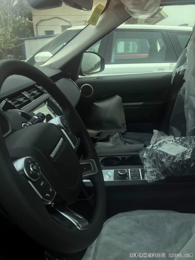 17款路虎发现五欧规版汽油 19轮/七座/天窗现车85万优购