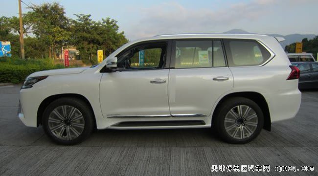 17款雷克萨斯LX570中东版 21轮/雷达测距/天窗现车158万