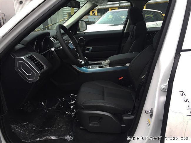 17款路虎揽胜运动柴油版 脚感尾门/全景/19轮现车76.5万