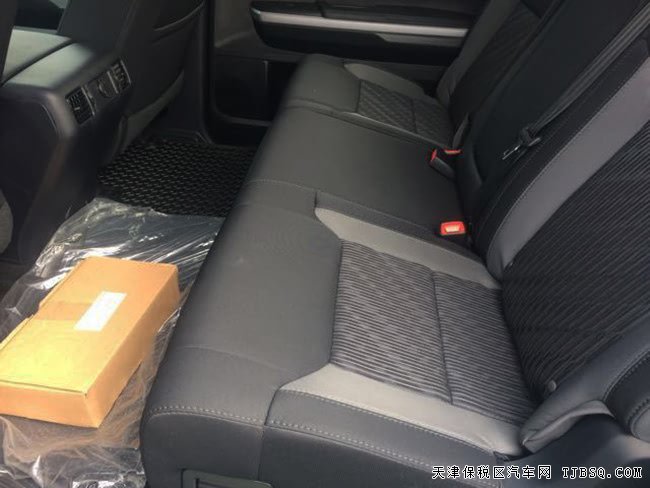 2017款丰田坦途加规版SR5皮卡 18轮/电动天窗现车47.5万