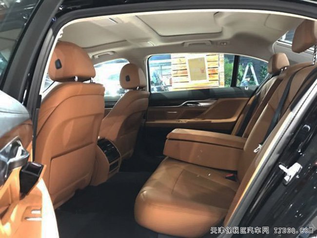 2017款宝马730Li中东版轿车 平行进口车惠满津城