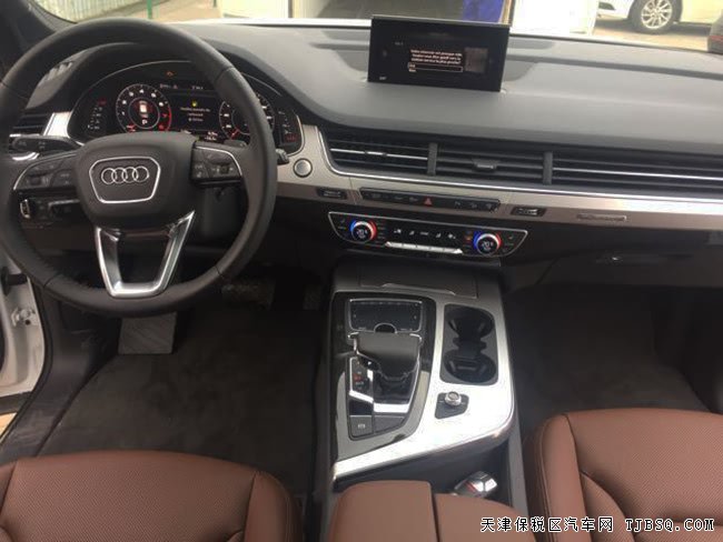 2017款奥迪Q7加规版七座3.0T 平行进口现车优惠尊享