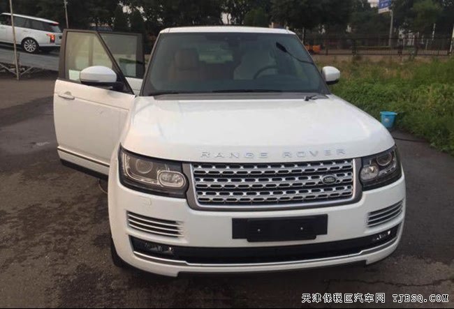 2017款路虎揽胜3.0T柴油创世版 21轮/4座/后娱现车143万