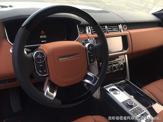 2017款路虎揽胜3.0T柴油创世版 21轮/4座/后娱现车143万