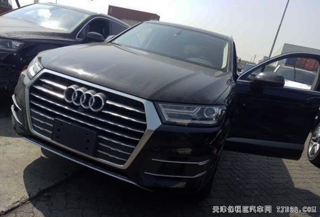 2017款奥迪Q7加拿大版 全景天窗/七座/S-line包现车72万