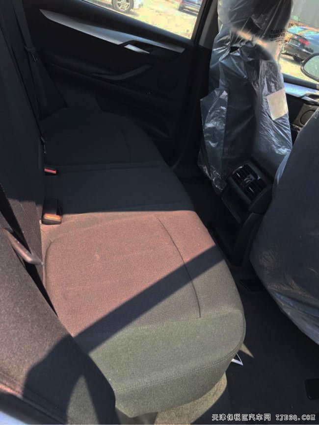 2017款宝马X5中东版 全景天窗/18轮/液晶仪表盘现车66万