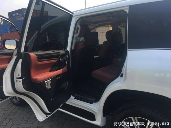 17款雷克萨斯LX570加规版 21轮/8座/天窗现车157万优享