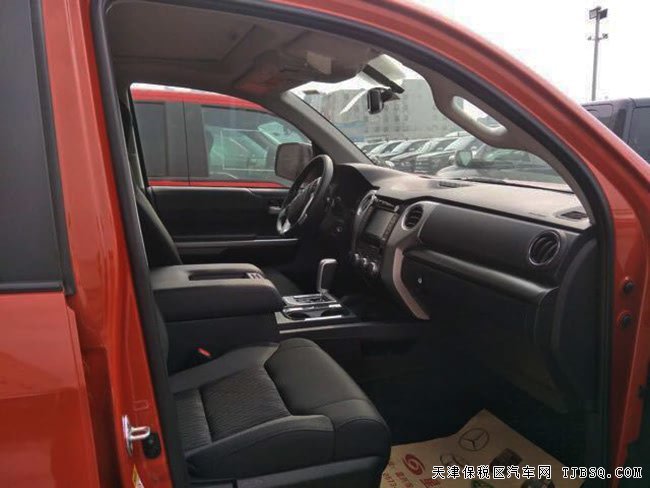 2017款丰田坦途SR5 TRD版皮卡 18轮/天窗/JBL现车46.5万