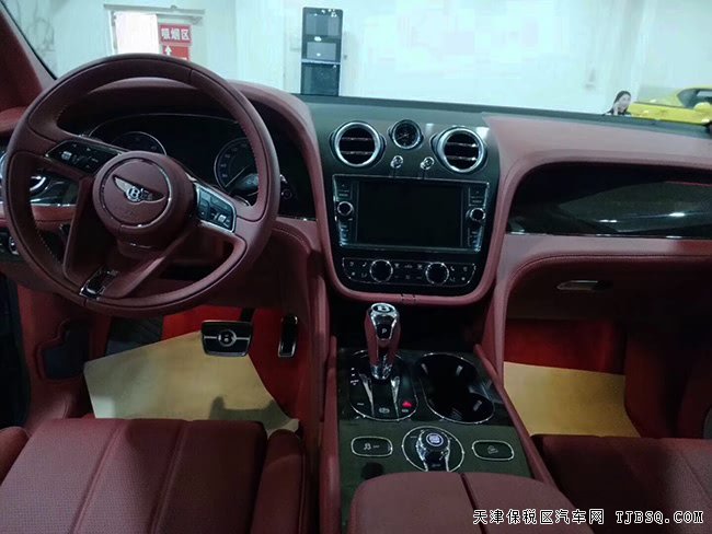 2017款宾利添越4.0T柴油欧规版 20轮/4座/全景现车330万