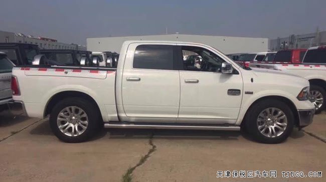 2017款道奇公羊5.7L长角号皮卡 20轮/底升/天窗现车47万