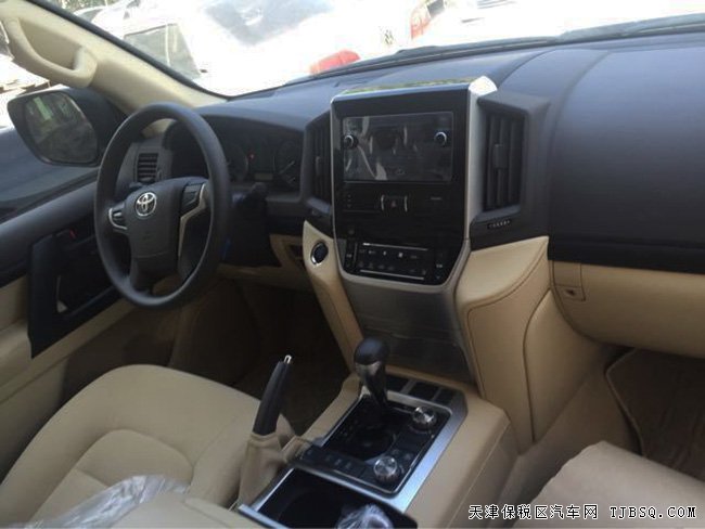 2017款丰田陆巡4000中东版 经典SUV现车优惠尊享