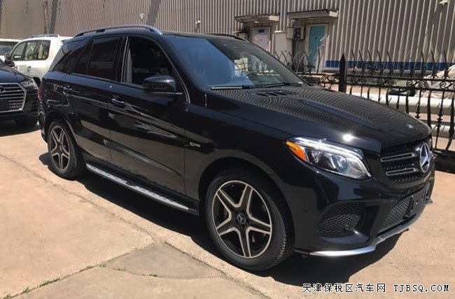 2017款奔驰GLE400AMG加规版 天津港现车优惠尊享