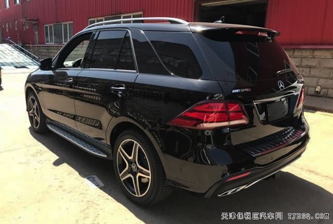 2017款奔驰GLE400AMG加规版 天津港现车优惠尊享