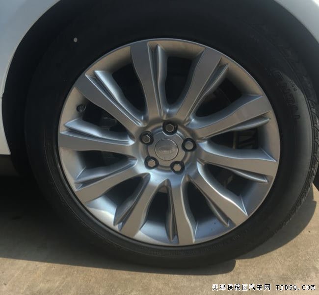 2017款路虎揽胜3.0T柴油创世加长版 平行进口车164万巨献