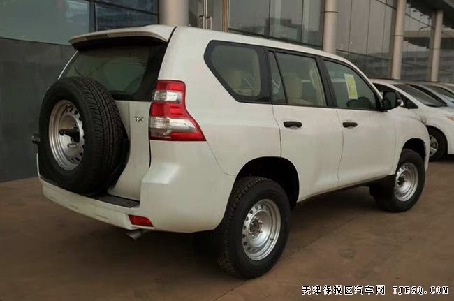 2017款进口丰田霸道2700 中东版7座现车优惠尽享