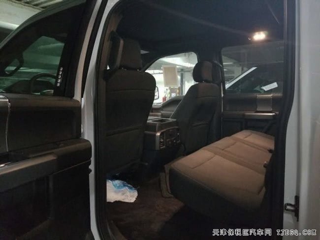 2017款福特F150加规版皮卡 302A包/全景天窗/XLT现车44万