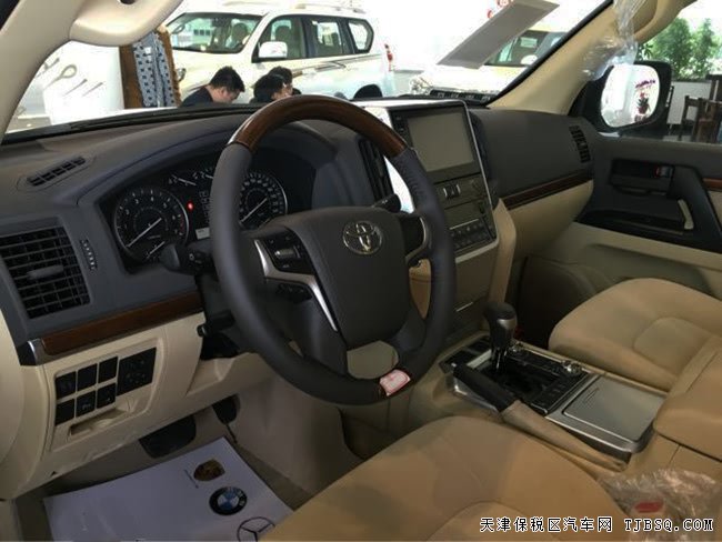 2017款丰田兰德酷路泽4000中东版 陆巡4.0L优享
