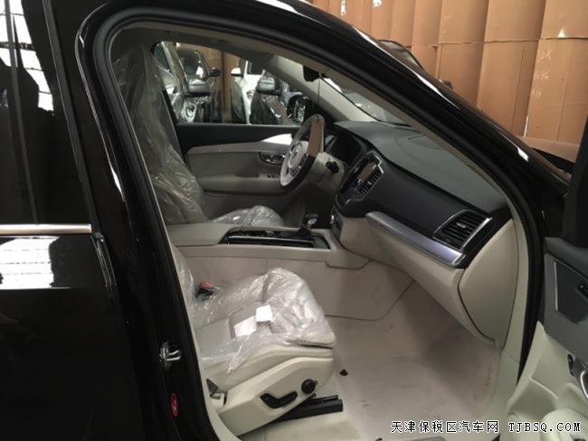17款沃尔沃XC90墨西哥版 20轮/1400W音响/7座现车65.5万