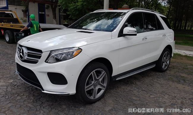 2018款奔驰GLE400墨规版 AMG包围/天窗/哈曼现车81万起