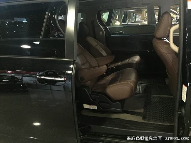 平行进口车丰田塞纳商务MPV 2017款现车绚丽来袭