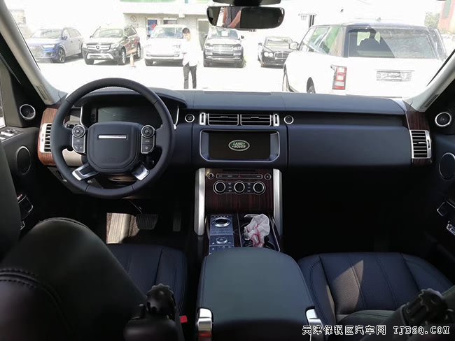 2017款路虎揽胜3.0T柴油加长版 二代地形/全景现车140万