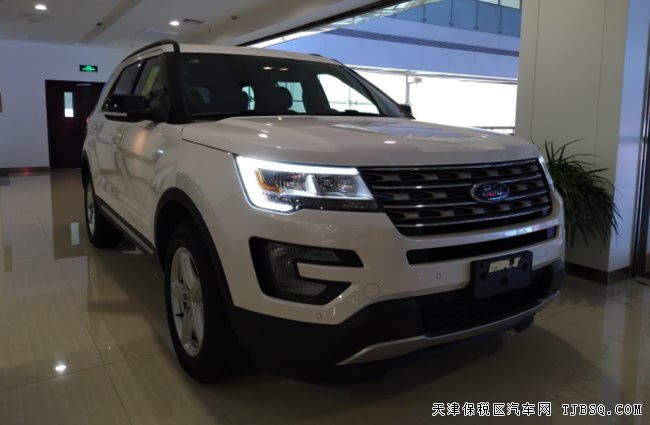 17款福特探险者加规版七座 双天窗/18轮/遥启现车40.8万