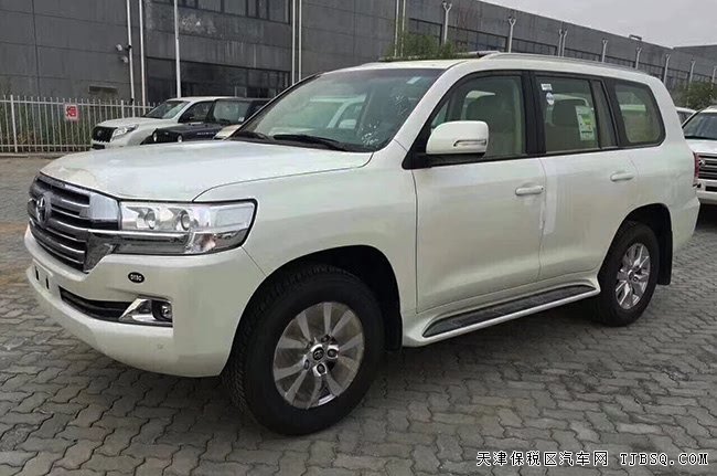 2017款丰田酷路泽4000中东版 18轮/天窗/七座现车66万