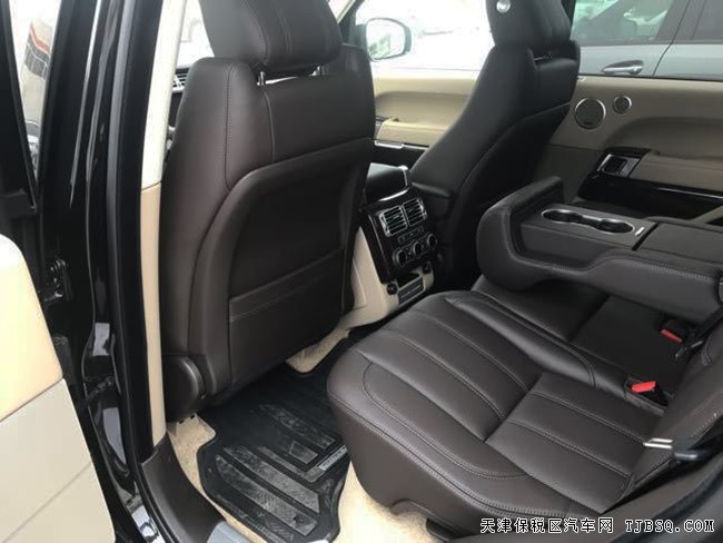 2017款路虎揽胜3.0T柴油版 二代地形/滑动全景现车116万