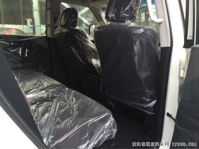 2017款日产途乐Y62中东版4.0L 经典越野优惠起航