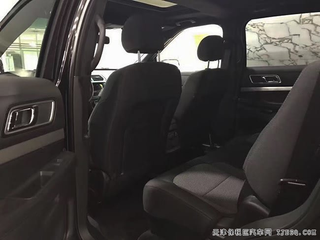 17款平行进口福特探险者2.3T加规版 7座现车优惠起航