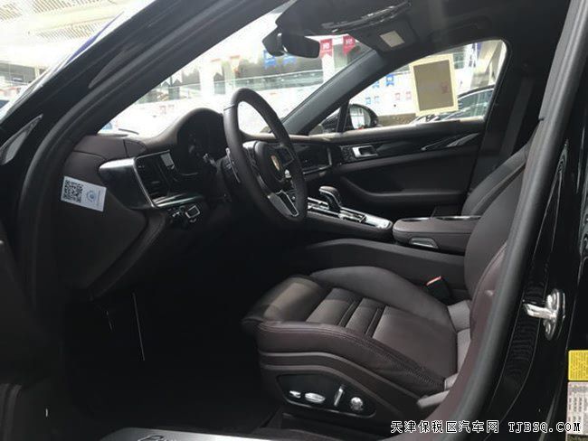 2017款保时捷Panamera加规版 经典轿跑优惠走俏