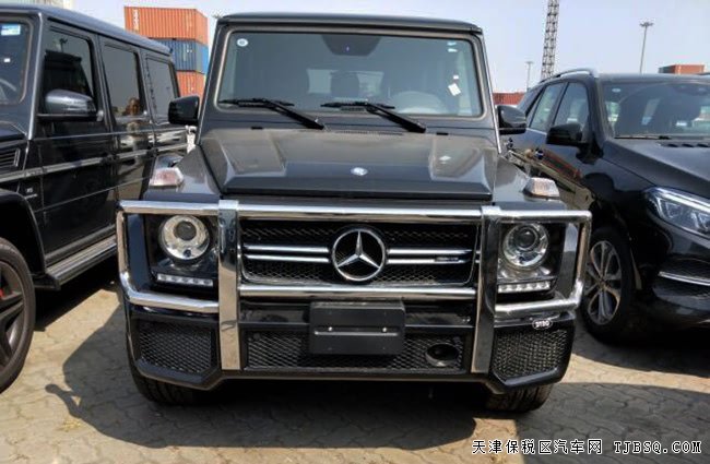 2017款奔驰G63AMG加规版 全地形越野现车273万优惠巨献