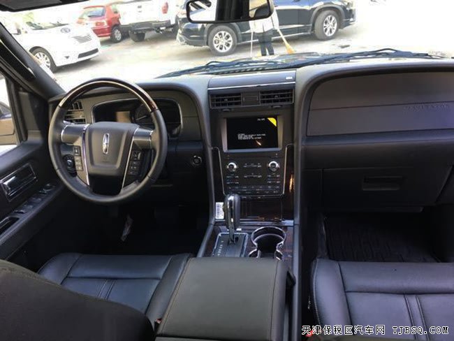 2017款林肯领航员3.5T墨西哥版 22轮/电动天窗现车86万