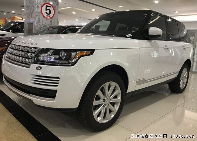 17款路虎揽胜3.0T行政版柴油 滑动全景/电吸门现车115万