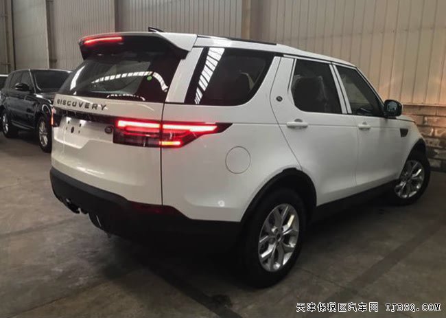 2017款路虎发现五2.0T欧规版柴油 全新SUV现车65万优享