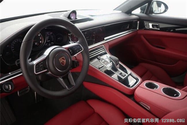 2018款保时捷Panamera经典轿跑 加规版现车热卖