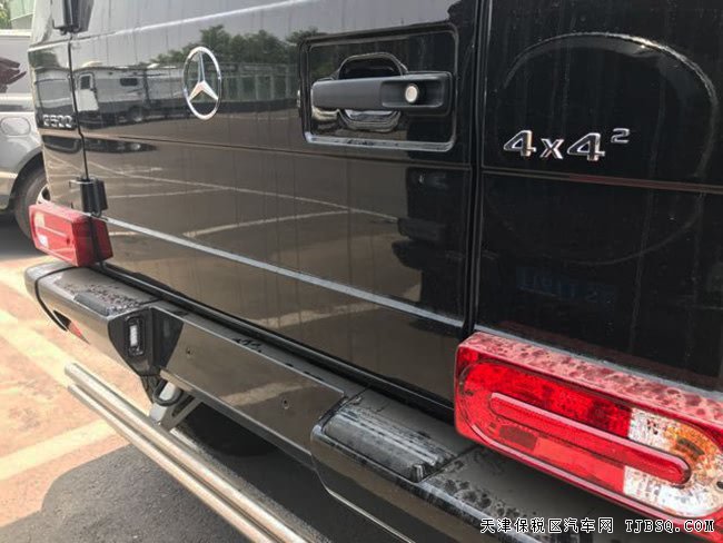 2017款奔驰G500 4x4版 22轮/天窗/三把差速锁现车360万