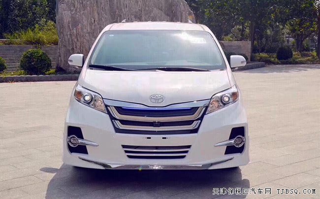 2017款丰田塞纳四驱版 前后大包围/二排小桌板现车60万