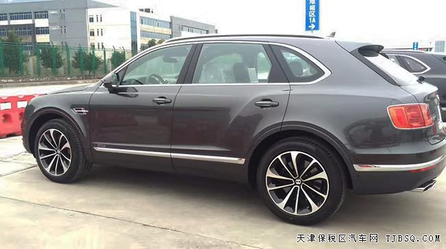 2018款宾利添越SUV欧规版 4.0T柴油现车尊享奢华