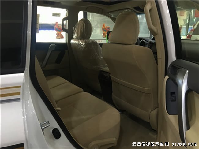 2017款丰田普拉多4000中东版 七座现车优惠来袭