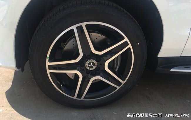 平行进口车奔驰GLE400加规版高配 17款现车84万让利回馈